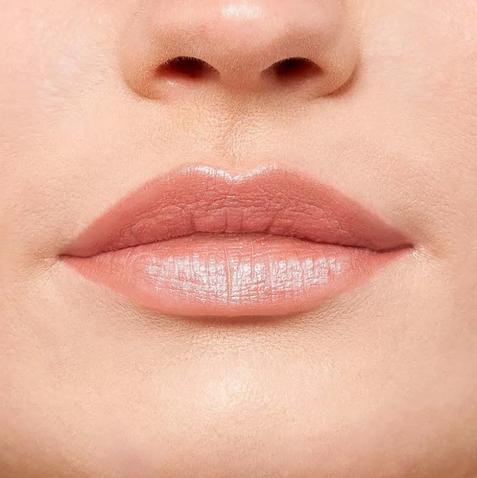 Colour Riche Satin Lipstick for Luxurious Hydration and Color