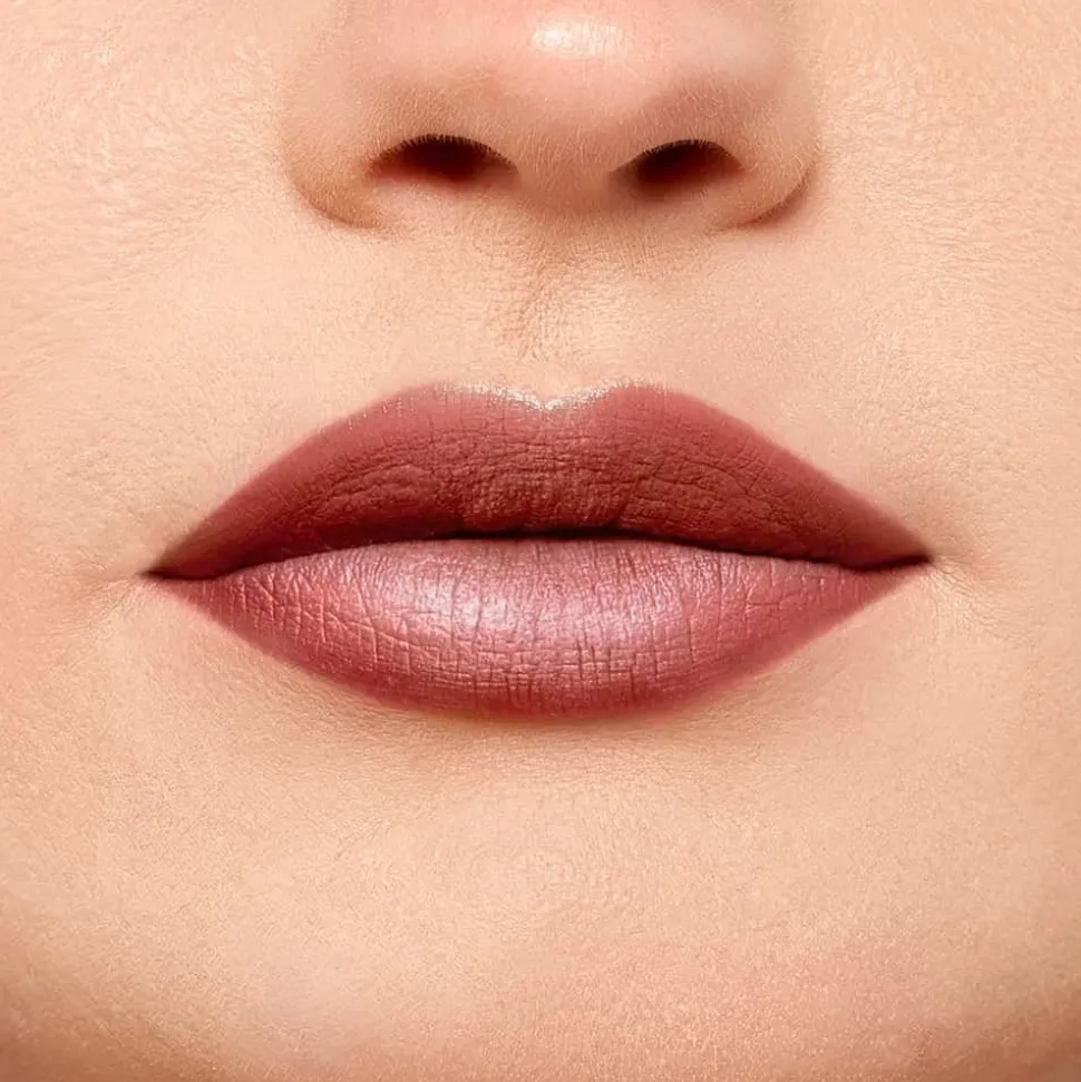 Colour Riche Satin Lipstick for Luxurious Hydration and Color